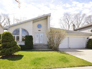 1427 Abourndale Ct, Wheeling, IL 60090-5300
