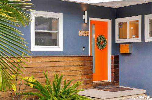 2230 Alona St, Santa Ana CA  92706-2419 exterior