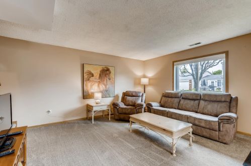 15947 Granada Ave, Saint Paul MN  55124-6319 exterior