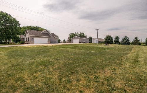 1128 4th St, Byron, MN 55920-1314