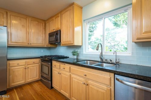 2937 Adams St, Glendale CA 91206-3403 exterior