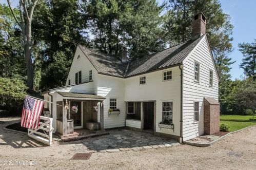 20 Cherry Valley Rd, Greenwich CT  06831-3010 exterior