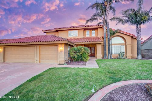 2418 Sandpiper Dr, Santa Maria CA  93455-1521 exterior