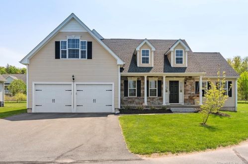 3 Cornfield Ln, Ellington, CT
