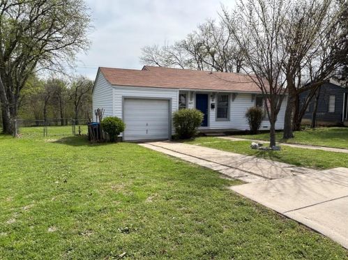 4429 Marks Pl, Fort Worth TX  76116-8750 exterior