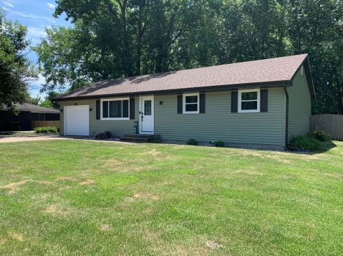 455 3rd St, Braidwood, IL 60408-1521