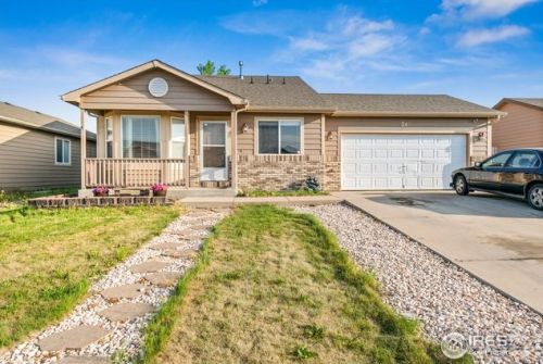 348 28th Street Rd, Greeley, CO 80631-1214
