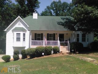 250 Lenox Ct, Hiram, GA 30141-4567