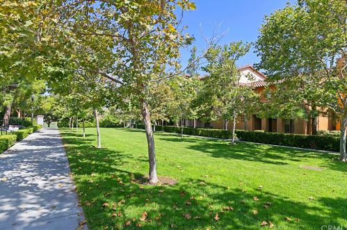 145 Stepping Stone, Irvine CA  92603-0676 exterior