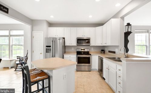 9 Wash House Cir, Middletown MD  21769-7741 exterior
