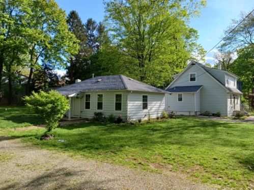 63 Woodland Rd, Dover NJ  07869-4136 exterior