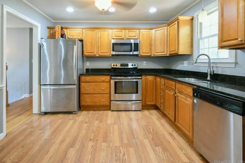 73 Kalko Dr, Waterbury, CT 06716-2026
