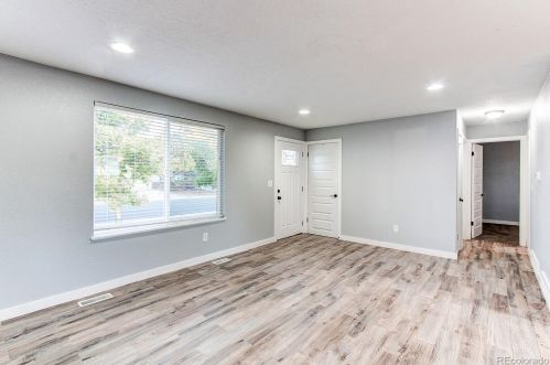 15518 Brown Pl, Denver, CO 80013-1614