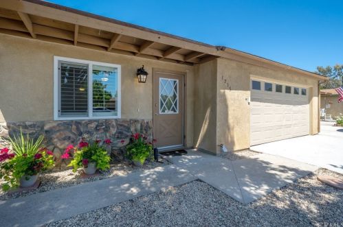 1715 Westfield Rd, Lake Nacimiento, CA 93446-3654