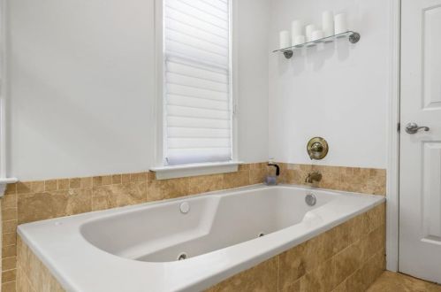 1239 Brookhaven Park Pl, Atlanta GA  30319-4570 exterior