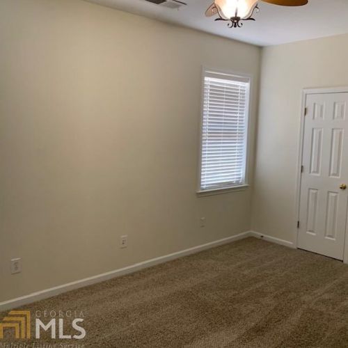 256 Monarch Village Way, Stockbridge GA  30281-7766 exterior