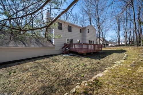 18 Fords Rd, Dover NJ  07869-2146 exterior