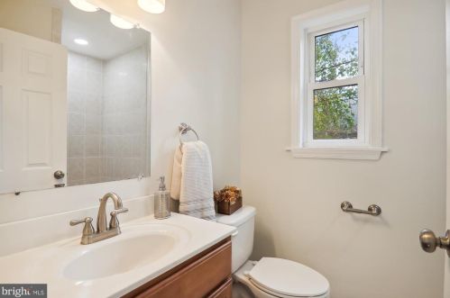 11005 Havenpark Dr, Silver Spring MD 20902-3616 exterior