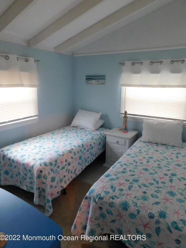 104 Amberjack Way, Lavallette NJ  08735-1203 exterior