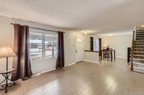 2598 Eagle Cir, Aurora CO 80014-2428 exterior