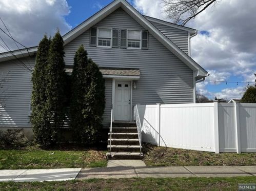 313 Rea Ave, Paterson NJ  07506-1720 exterior