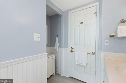 1625 Winters Ave, Shady Side MD 20764-9718 exterior