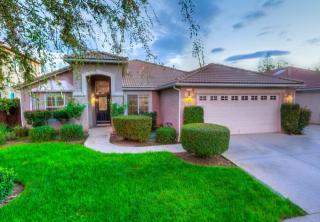 2827 Muncie Ave, Fresno, CA 93720-4955