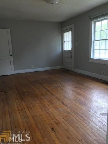 319 Adamson Ave, Carrollton, GA 30117-4001
