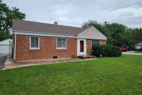 600 Bob O Link Rd, Mount Prospect, IL 60056-1106