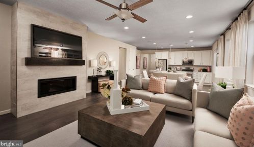 9837 Ripple Dr, Williamsport, MD 21795-1622
