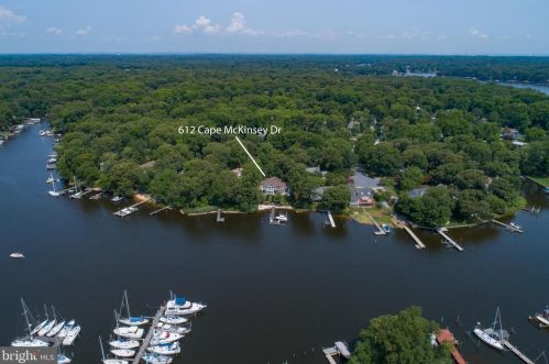 612 Cpe Mckinsey Dr, Severna Park MD 21146-4057 exterior