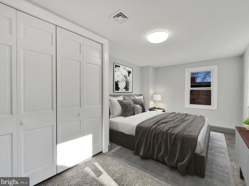 31 Mary St, Lancaster PA  17603-3330 exterior