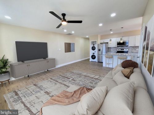 605 64 St, Philadelphia PA 19139-1004 exterior