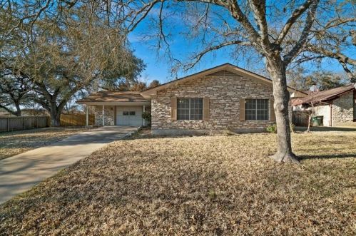 1209 Parkway St, Georgetown, TX 78628-3545