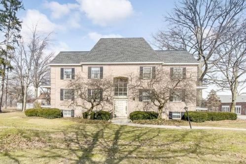 1155 Charter Oak Ln, Cleveland OH 44145-2649 exterior