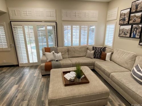 5525 Applecross Dr, Riverside CA  92507-6412 exterior