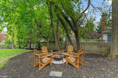 106 Jefferson Ave, Haddonfield NJ  08033-3412 exterior