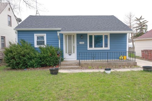 1356 Morgan St, Joliet, IL 60436-1423