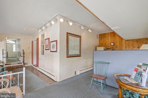 515 Carlisle St, Hanover PA 17331-2406 exterior