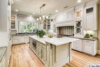 1523 Highland Oaks Dr, Arcadia, CA 91006-1832