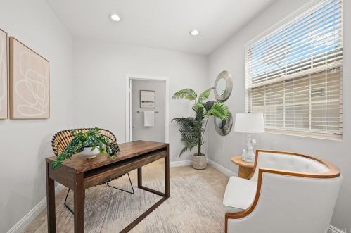 108 Spanish Lace, Irvine CA  92620-3424 exterior