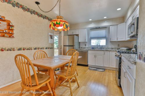 169 Pine Needle St, Wall Township NJ  07731-2691 exterior