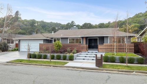 59 Peacock Dr, San Rafael, CA 94901-1550