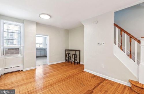 3056 Livingston St, Philadelphia, PA 19134-5039