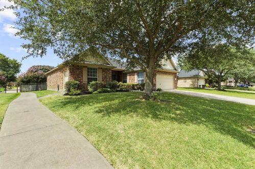 521 Ironwood Forest Dr, Richmond, TX 77469-5177