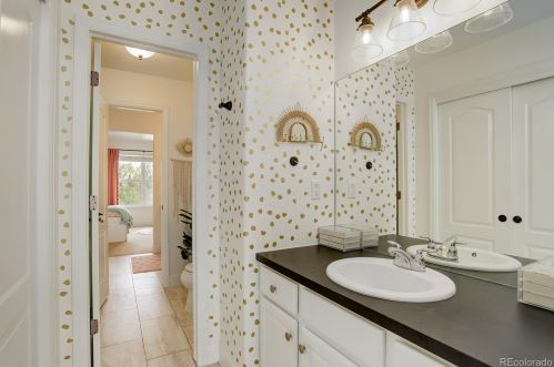 9559 Shenstone Dr, Parker CO 80134-6042 exterior