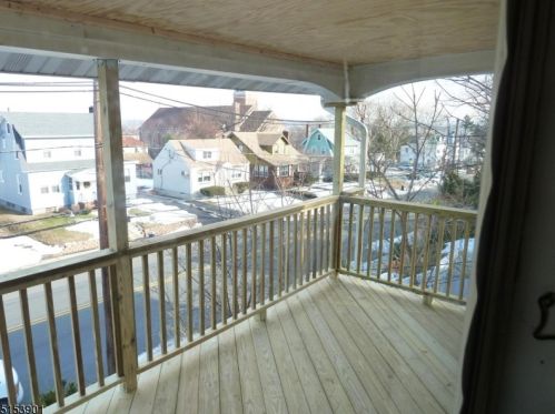 59 Centre St, Nutley, NJ 07110-3726
