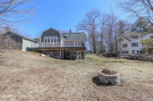 43 Conant Rd, Nashua, NH 03062-1807