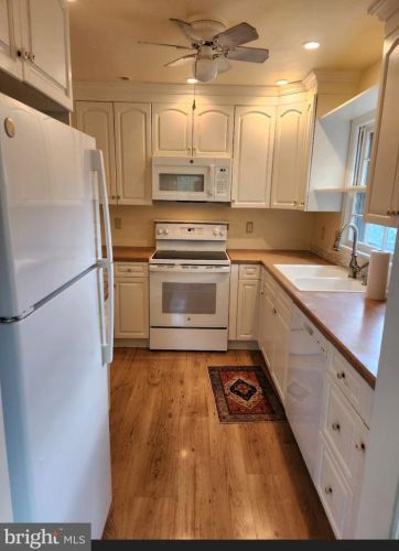 222 Ashley Dr, Shepherdstown, WV 25443-4780