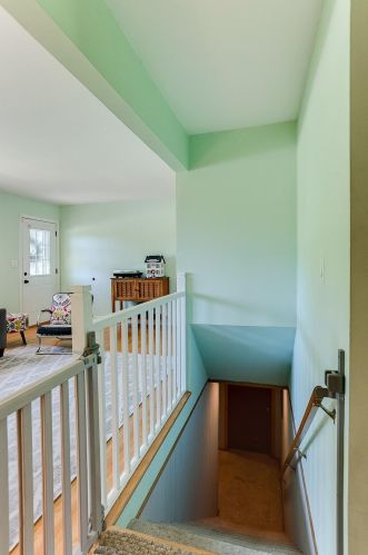 207 County Rd F, Saint Paul MN  55110-3845 exterior